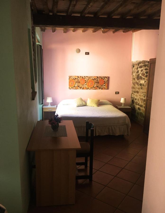 In Castello Hotel Gallicano ภายนอก รูปภาพ